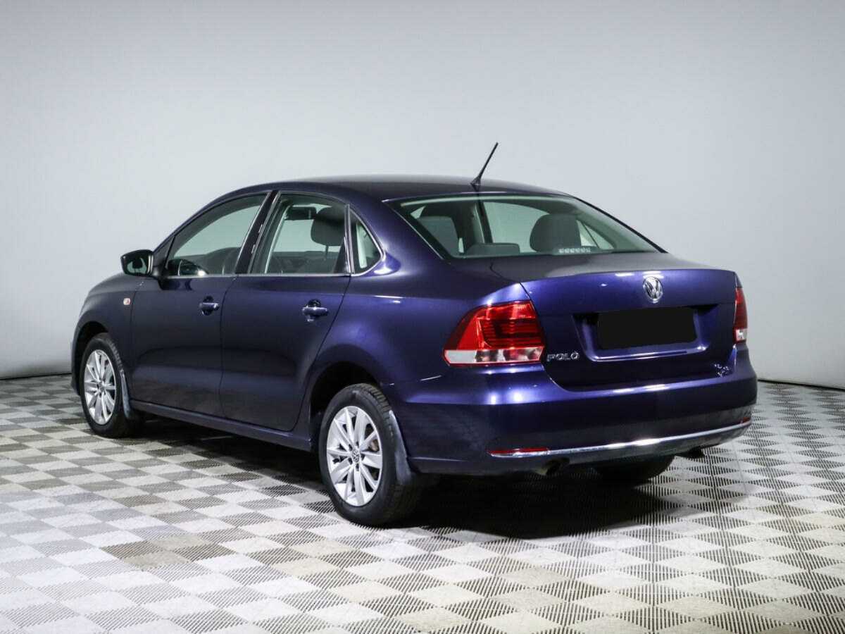 Volkswagen Polo с пробегом — 2016 год. Фото: #6