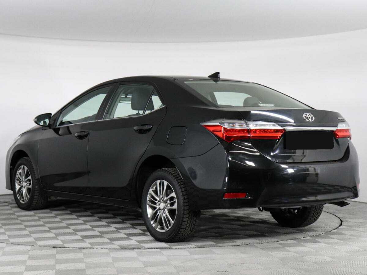 Toyota Corolla с пробегом — 2017 год. Фото: #6