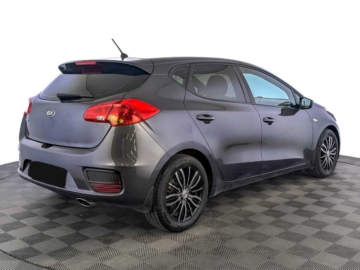 Kia Ceed с пробегом — 2015 год. Фото: #4