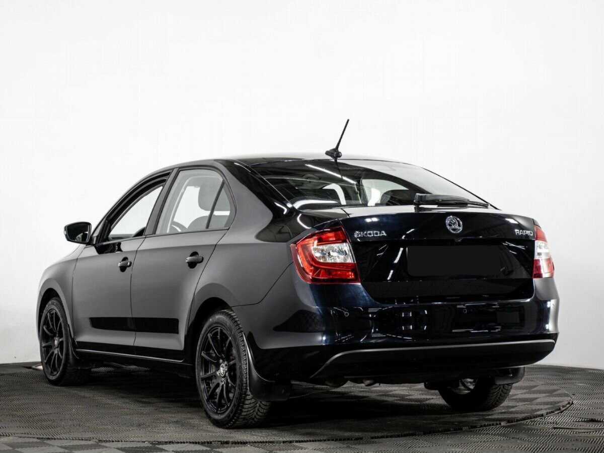 Skoda Rapid с пробегом — 2018 год. Фото: #4