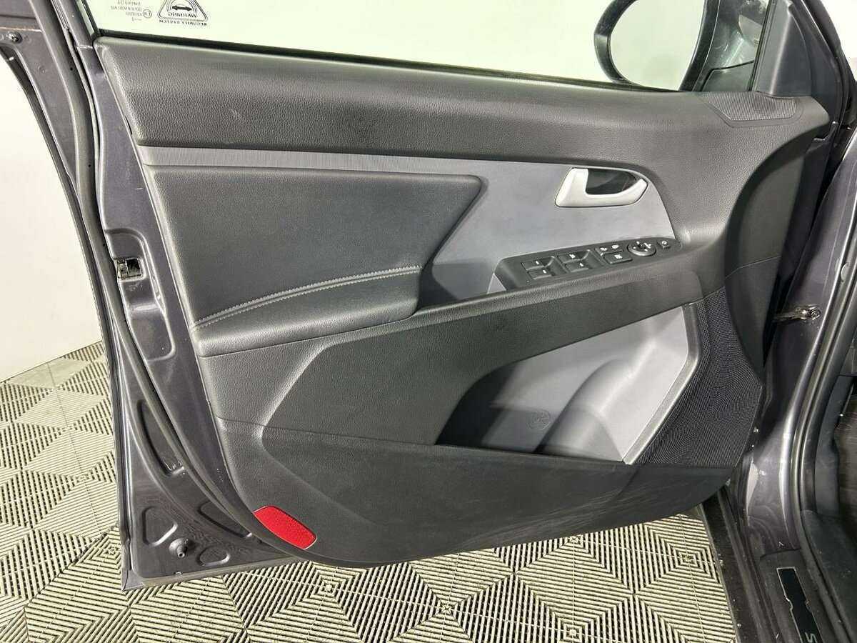 Kia Sportage с пробегом — 2013 год. Фото: #7