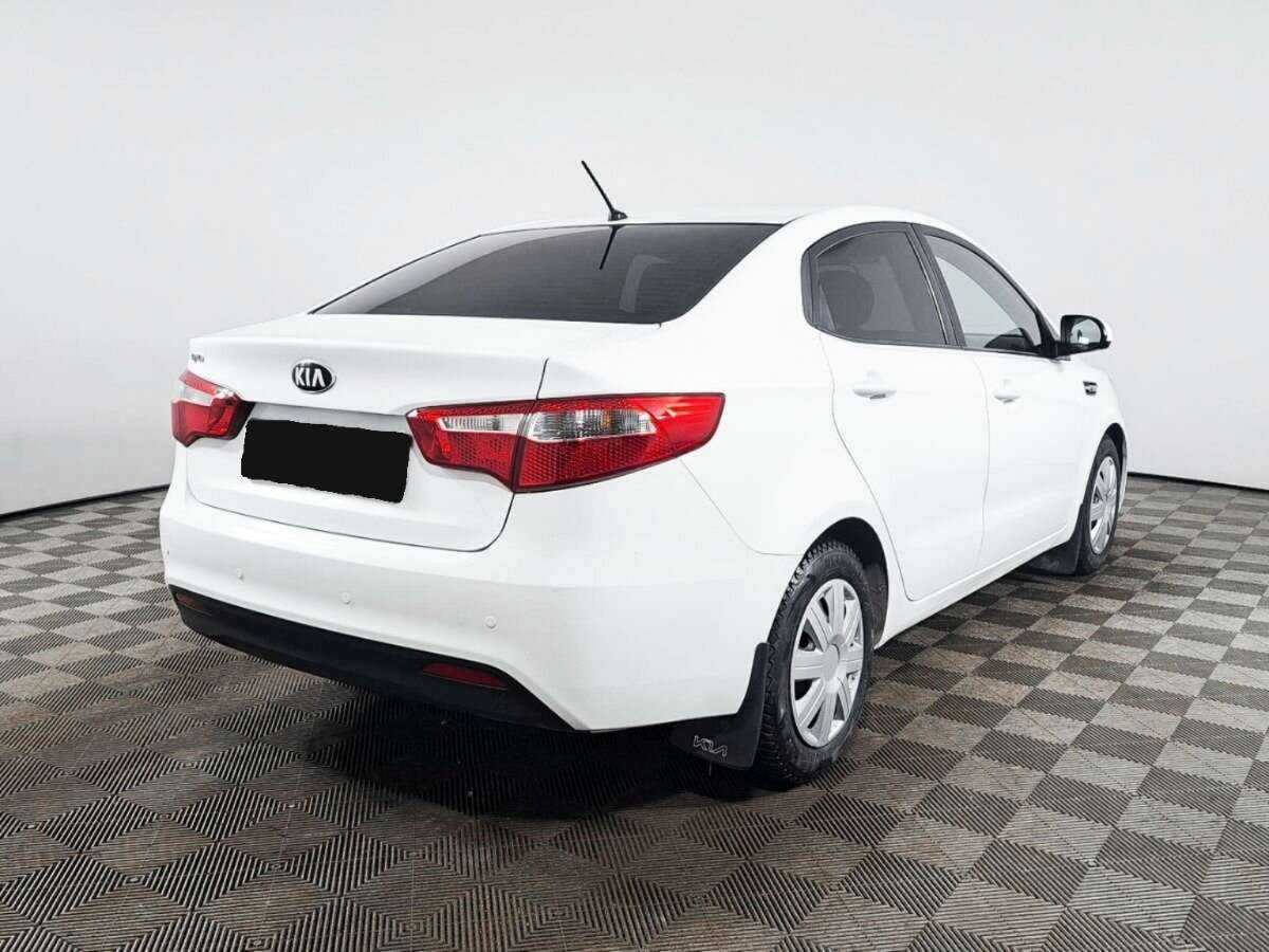 Kia Rio с пробегом — 2014 год. Фото: #3