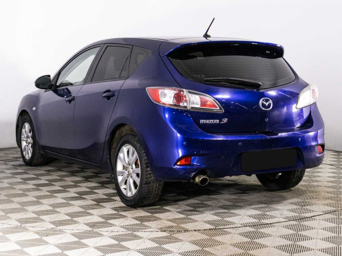 Mazda 3 с пробегом — 2012 год. Фото: #6