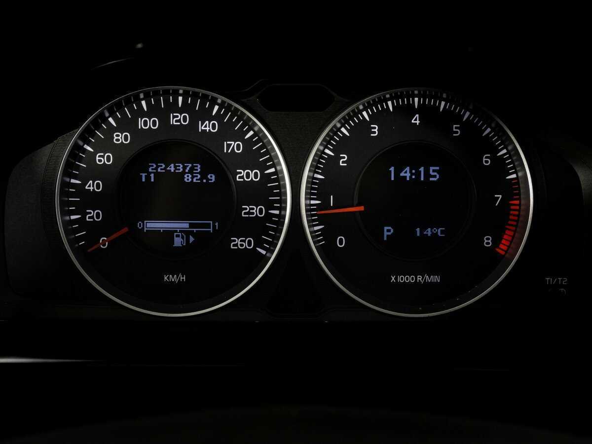 Volvo S60 с пробегом — 2012 год. Фото: #17