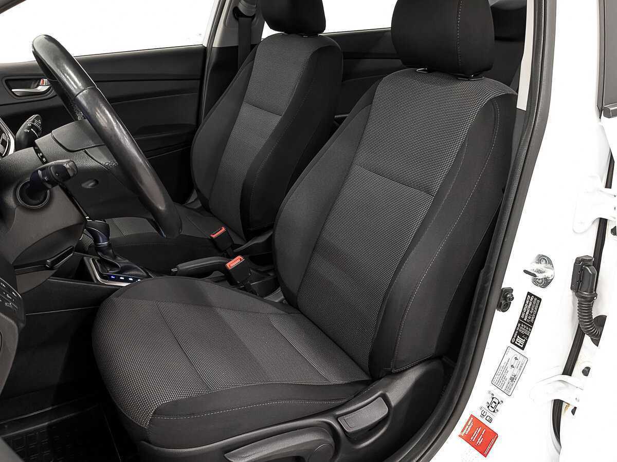 Hyundai Solaris с пробегом — 2017 год. Фото: #19