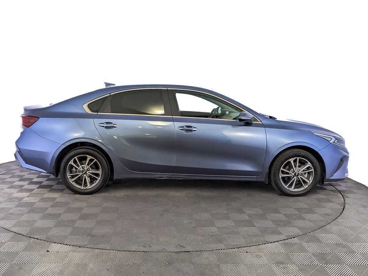 Kia Cerato с пробегом — 2021 год. Фото: #3