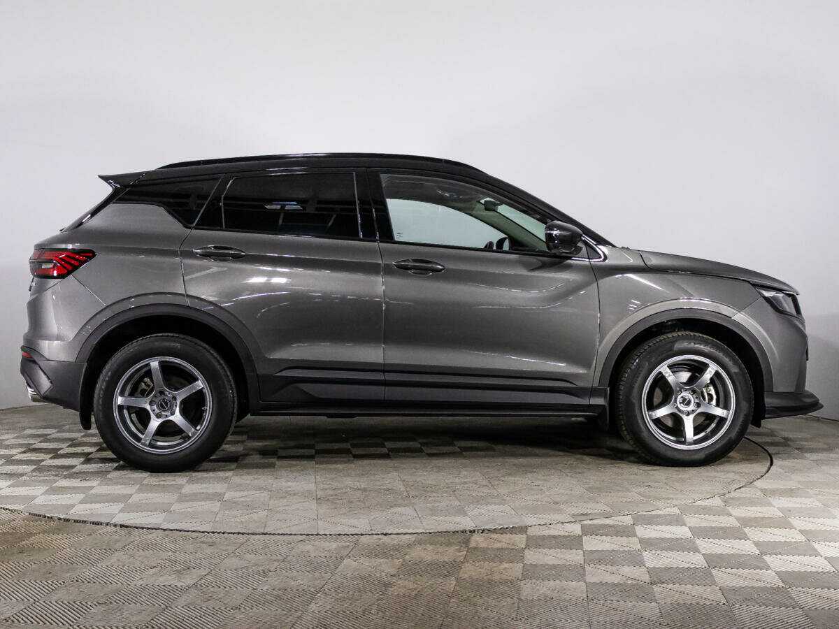 Geely Coolray с пробегом — 2022 год. Фото: #3