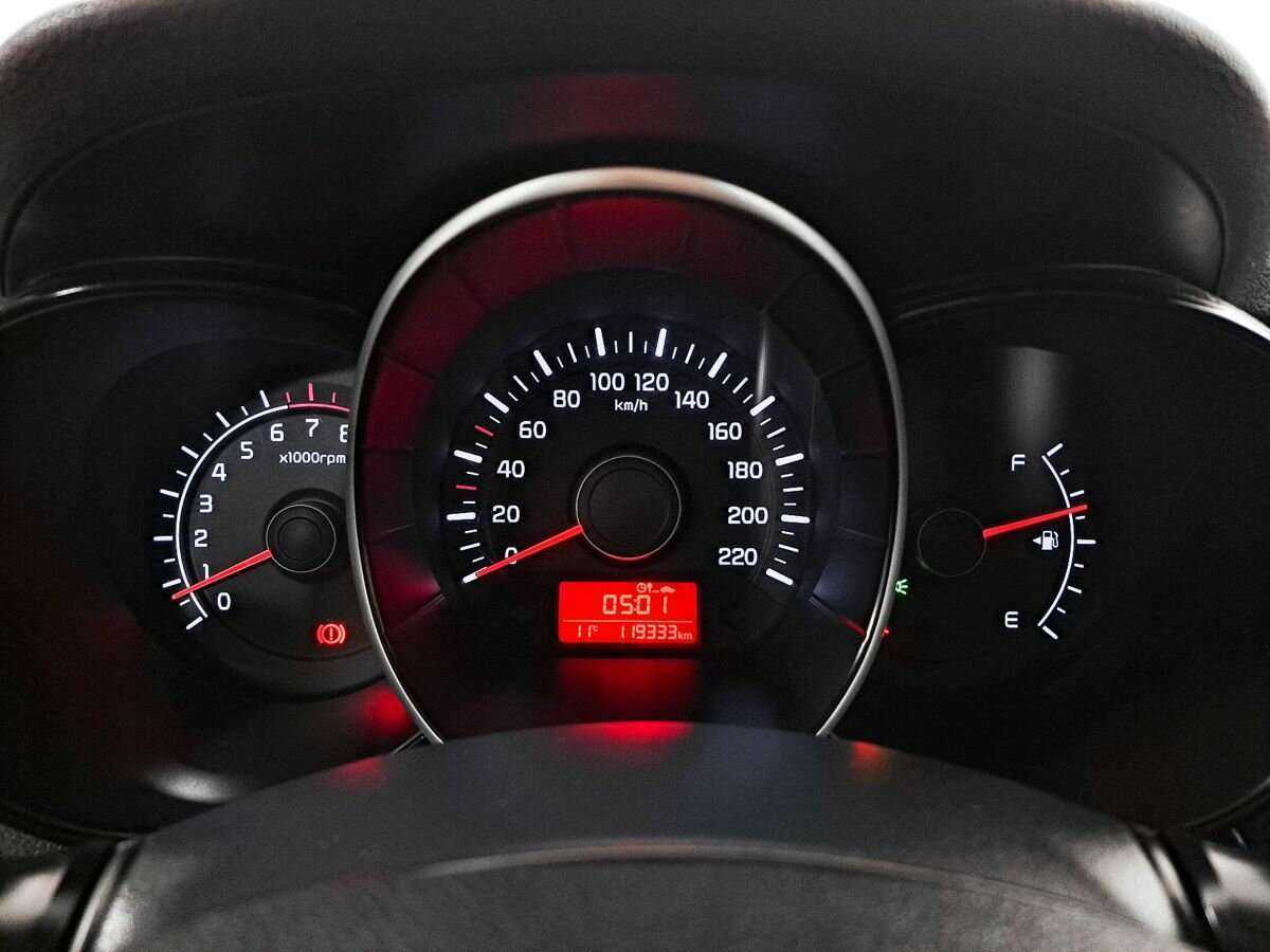 Kia Rio с пробегом — 2016 год. Фото: #10