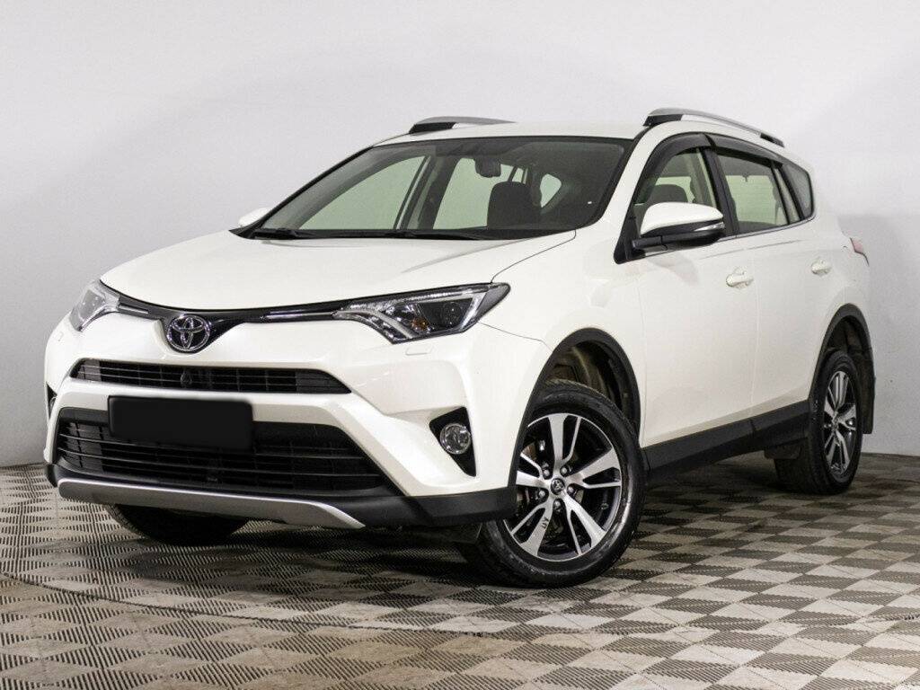 Toyota RAV4 с пробегом — 2016 год. Фото: #0