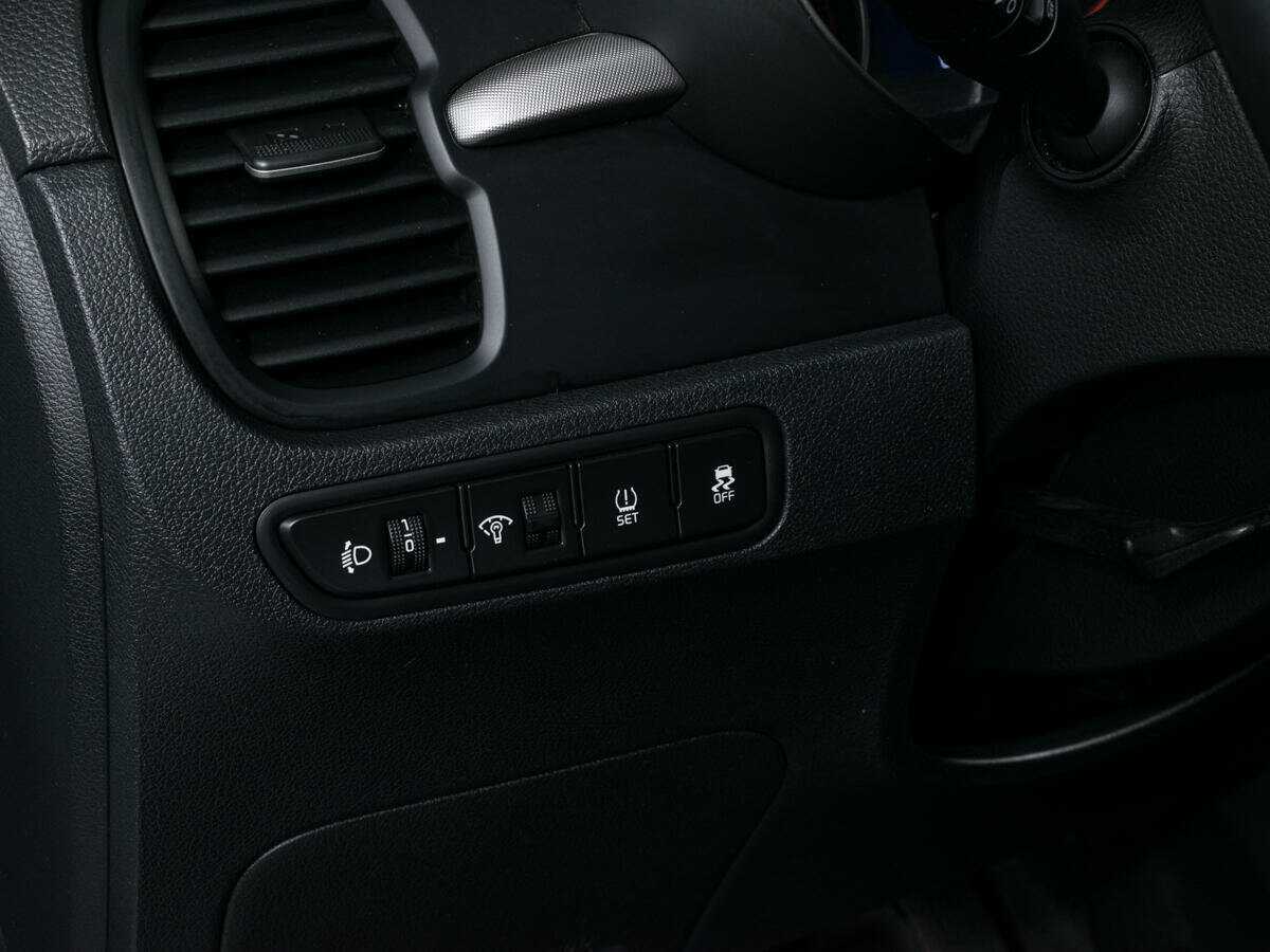 Kia Rio с пробегом — 2019 год. Фото: #15