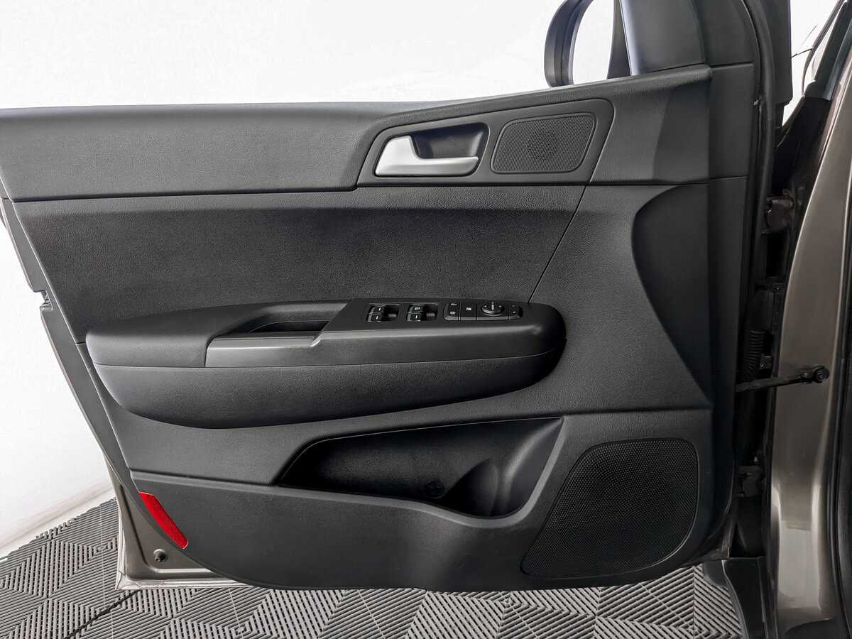 Kia Sportage с пробегом — 2017 год. Фото: #13