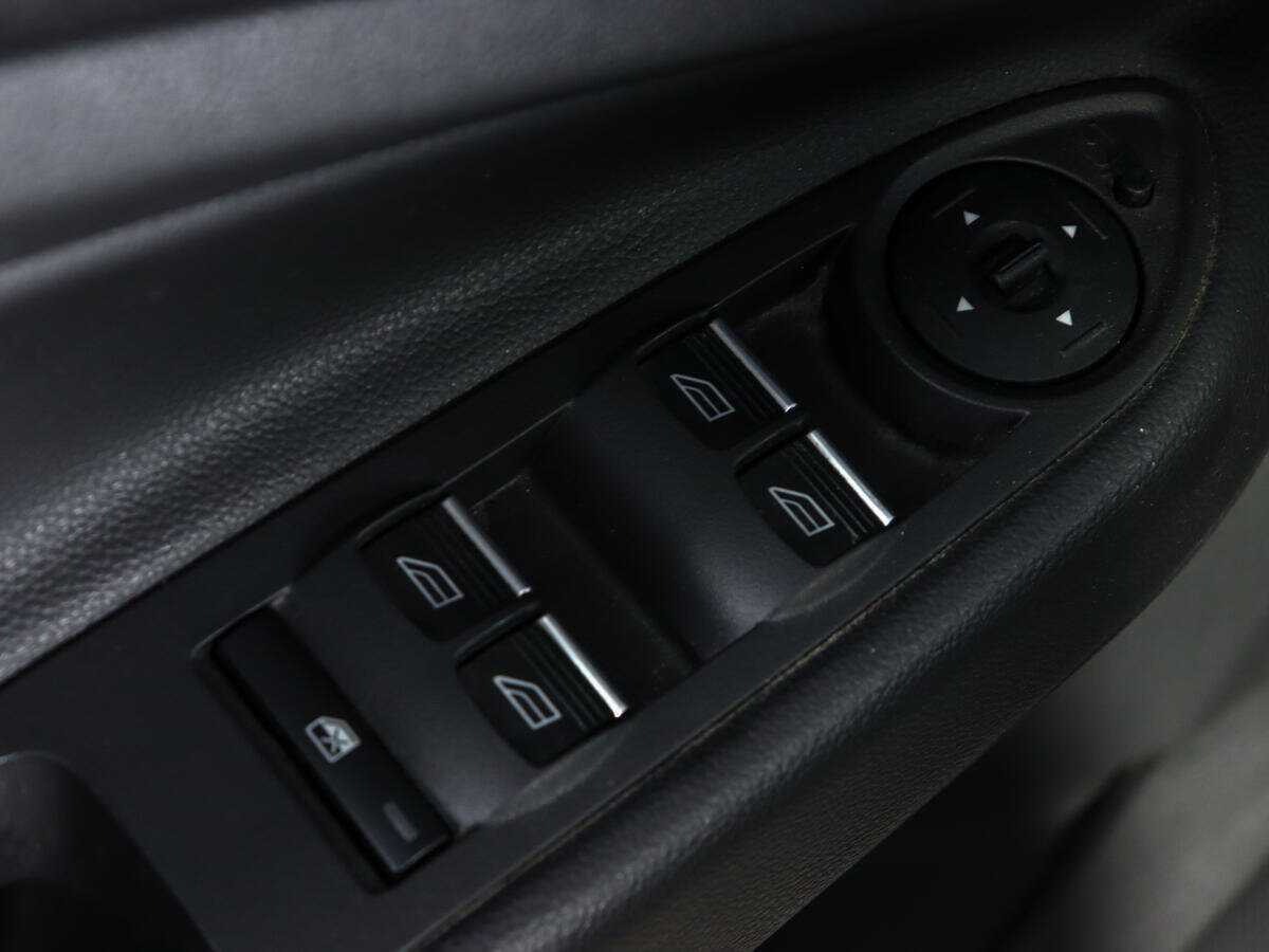 Ford Kuga с пробегом — 2015 год. Фото: #13