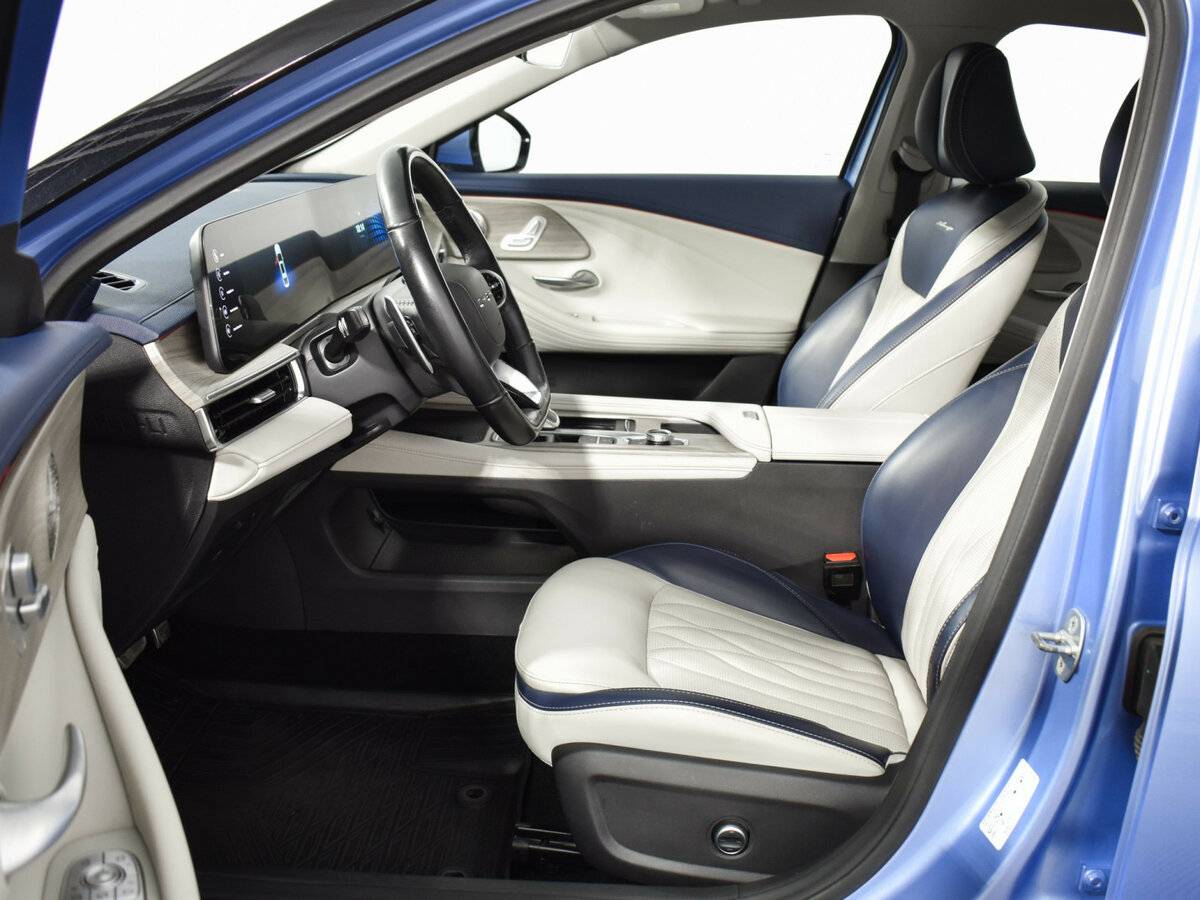 Chery Arrizo 8 с пробегом — 2023 год. Фото: #9