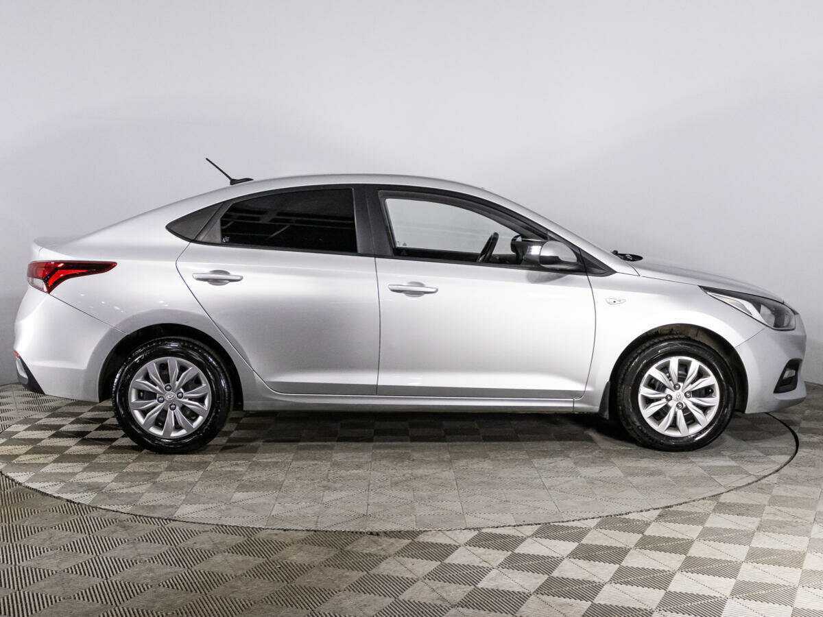 Hyundai Solaris с пробегом — 2019 год. Фото: #3