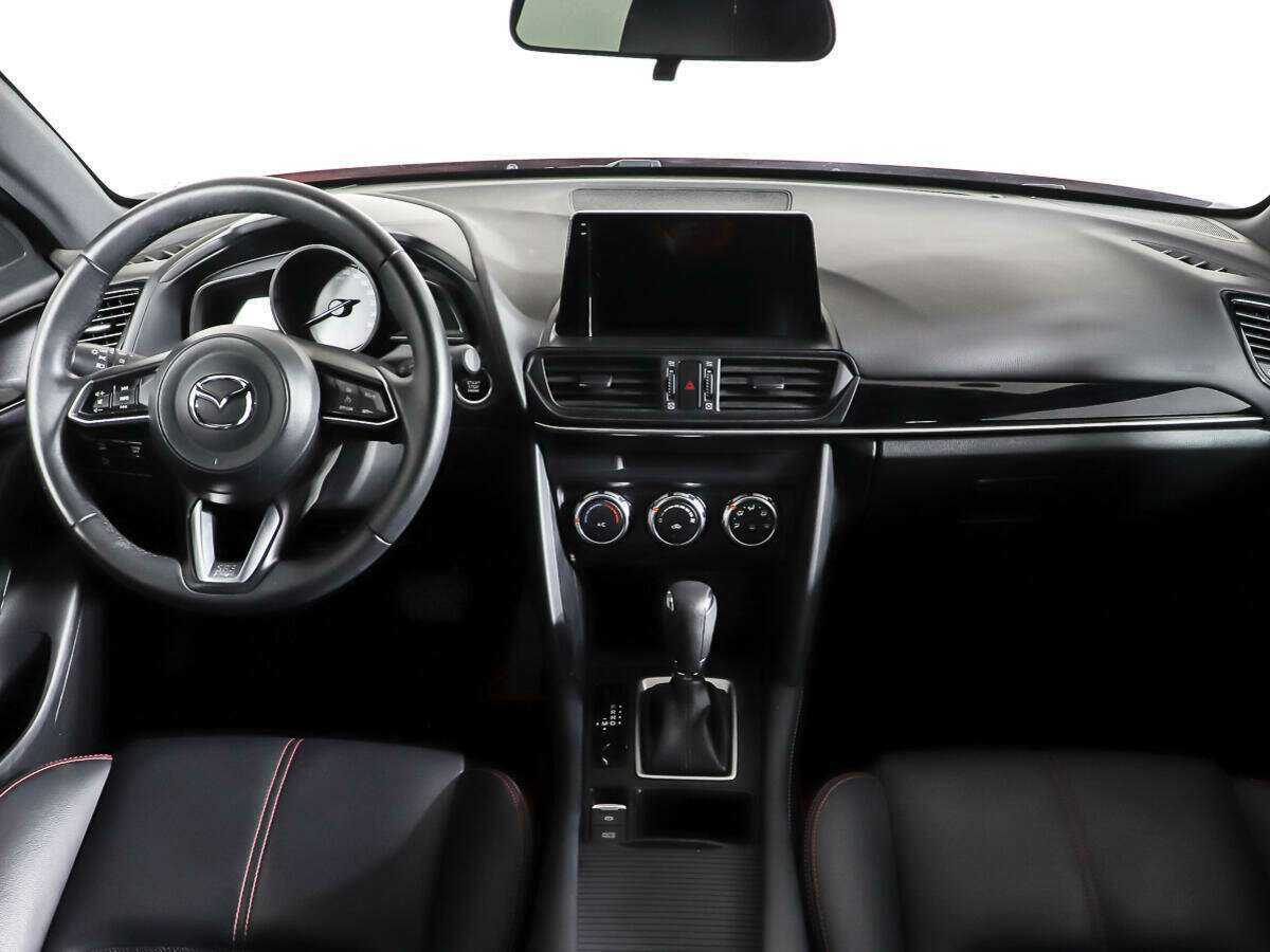 Mazda CX-4 с пробегом — 2022 год. Фото: #9