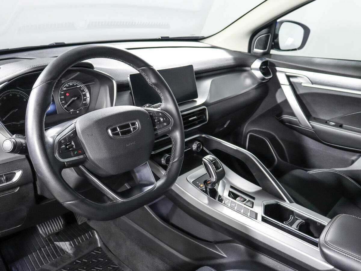 Geely Coolray с пробегом — 2021 год. Фото: #13