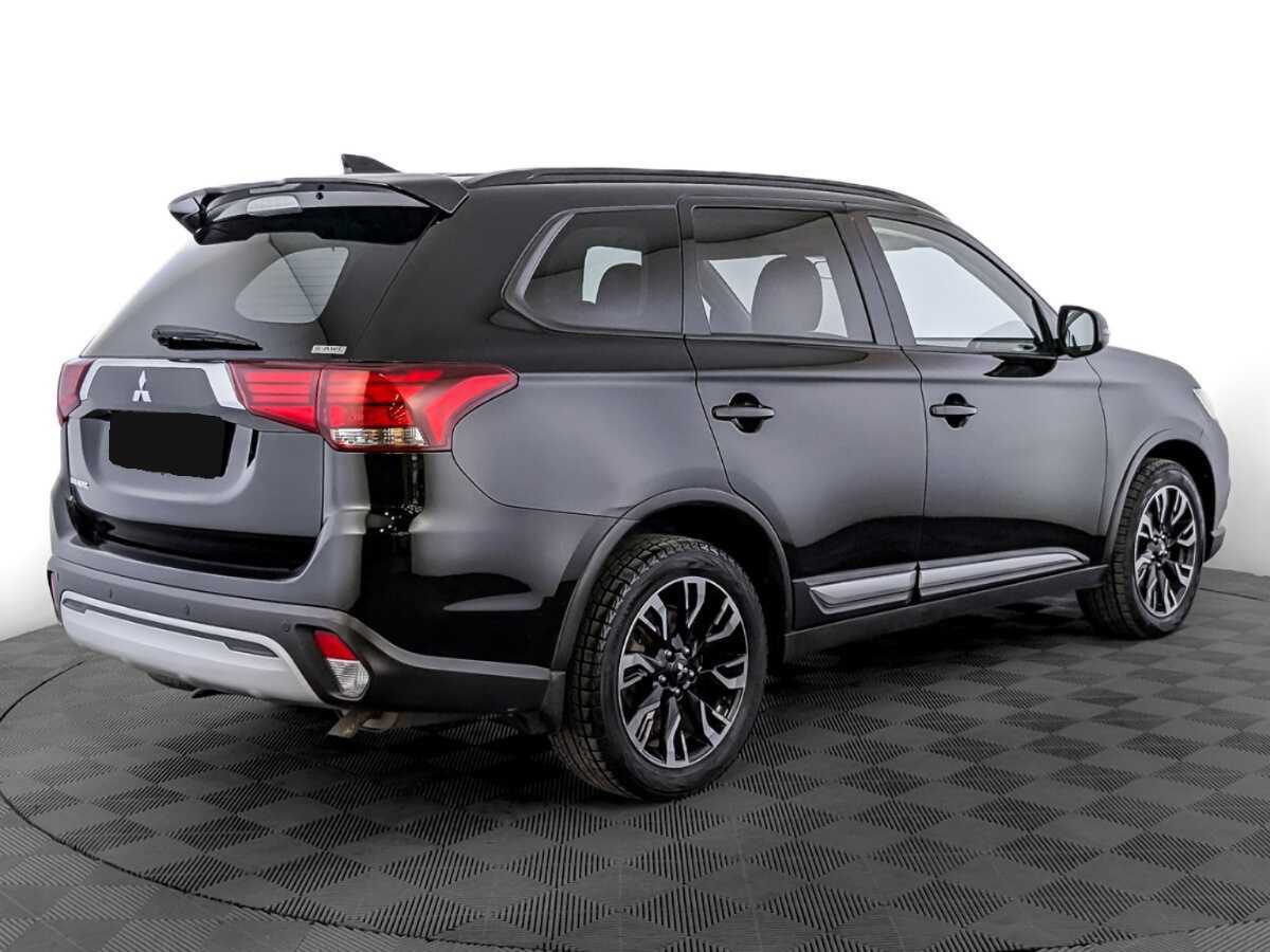 Mitsubishi Outlander с пробегом — 2021 год. Фото: #4