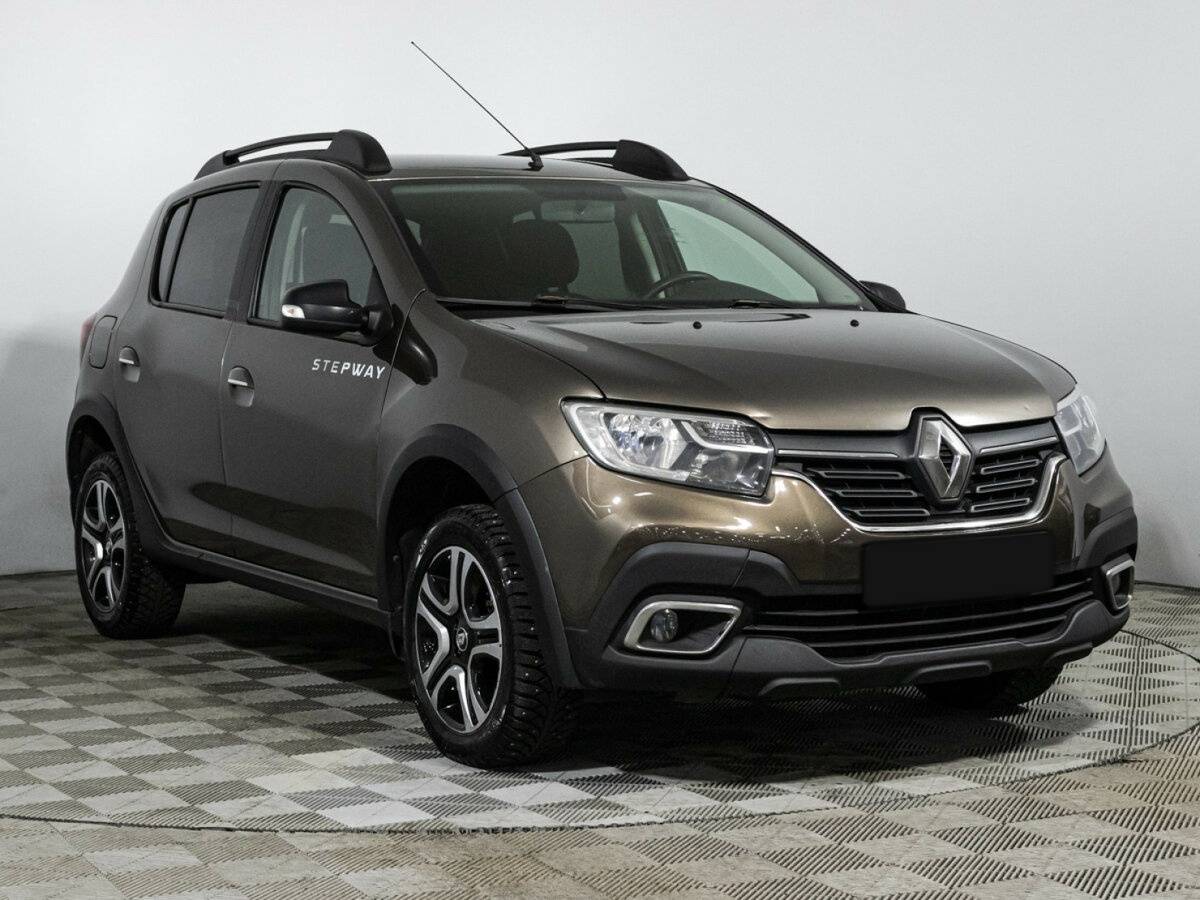Renault Sandero с пробегом — 2019 год. Фото: #5