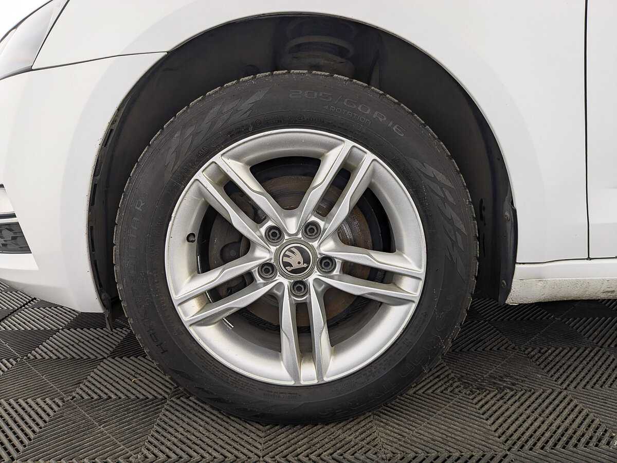 Skoda Octavia с пробегом — 2018 год. Фото: #11