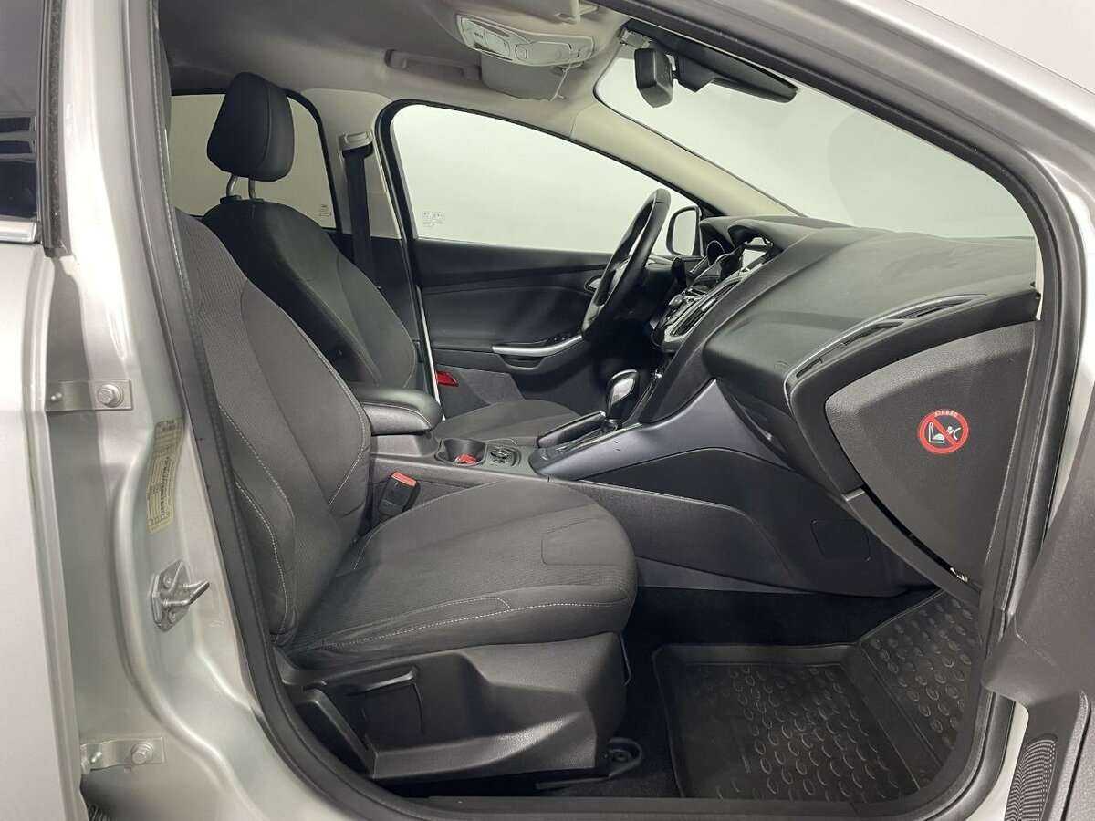 Ford Focus с пробегом — 2014 год. Фото: #13
