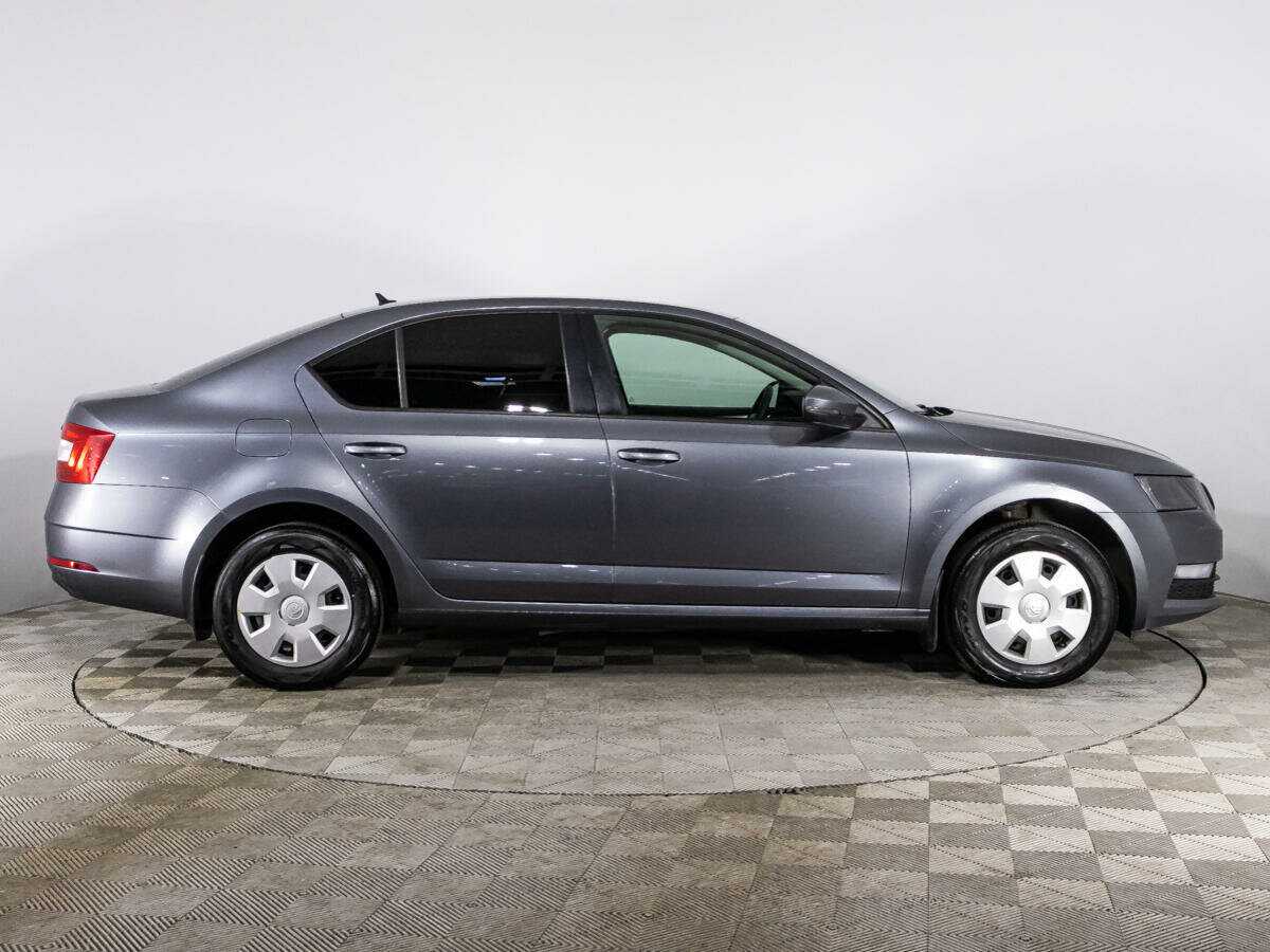 Skoda Octavia с пробегом — 2018 год. Фото: #3