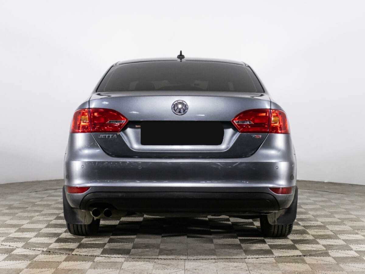 Volkswagen Jetta с пробегом — 2012 год. Фото: #5
