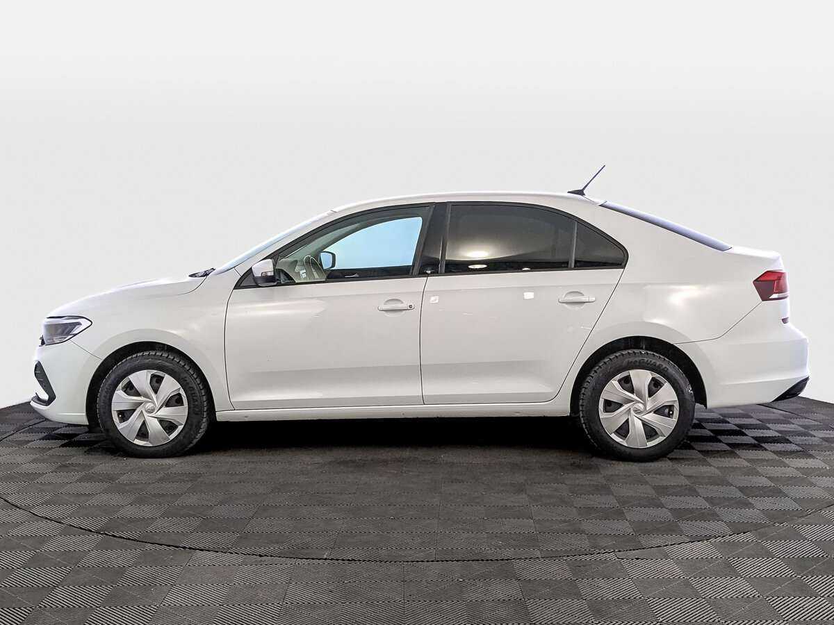 Volkswagen Polo с пробегом — 2021 год. Фото: #4