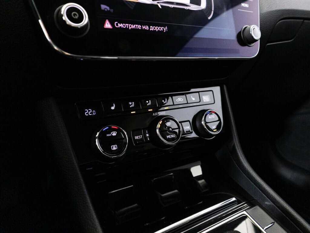 Skoda Superb с пробегом — 2017 год. Фото: #16