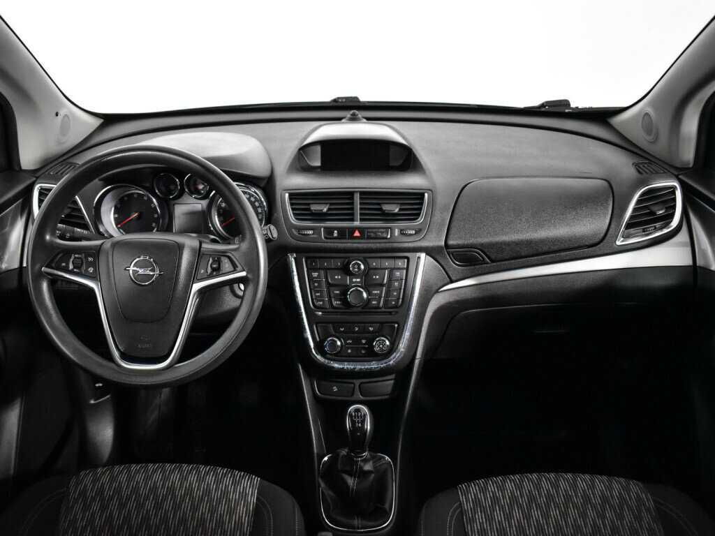 Opel Mokka с пробегом — 2014 год. Фото: #11