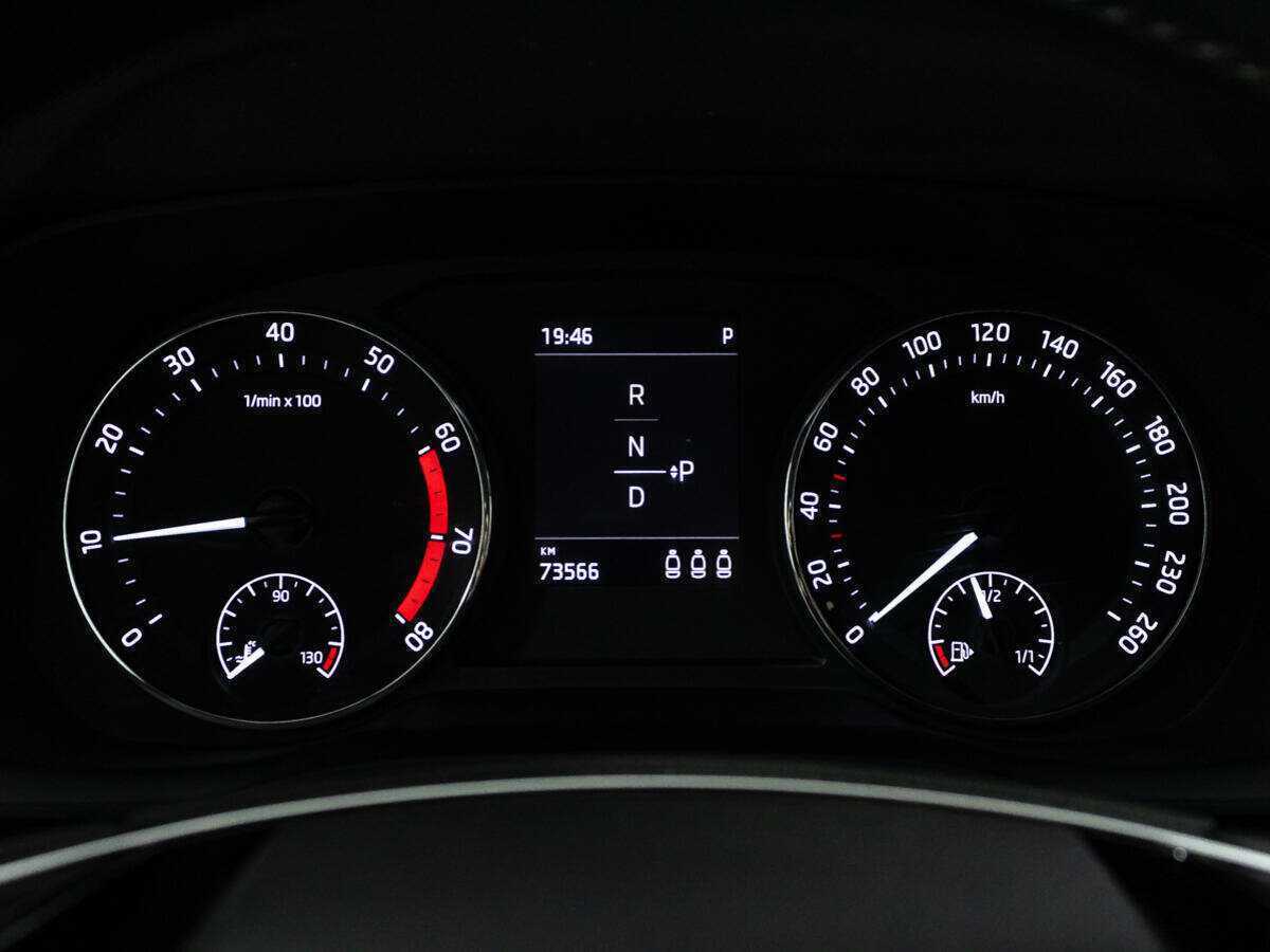 Skoda Octavia с пробегом — 2021 год. Фото: #9