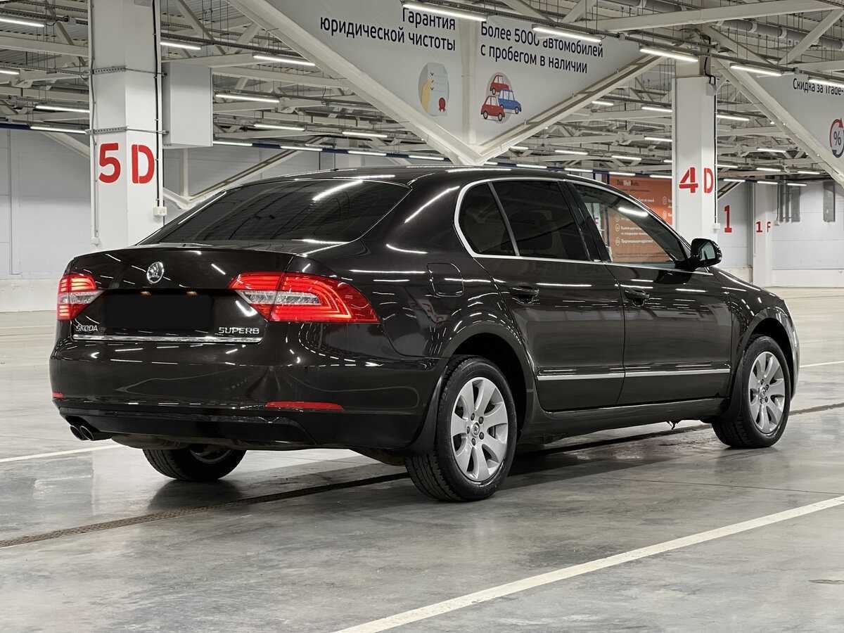 Skoda Superb с пробегом — 2013 год. Фото: #4