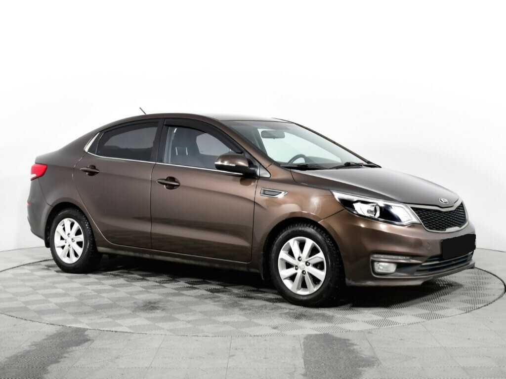 Kia Rio с пробегом — 2015 год. Фото: #2