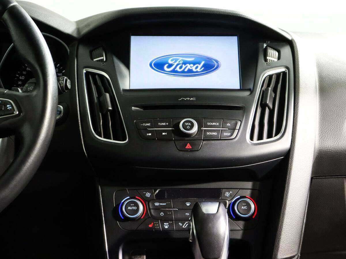 Ford Focus с пробегом — 2017 год. Фото: #11