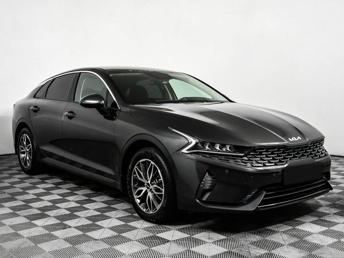 Kia K5 с пробегом — 2023 год. Фото: #2