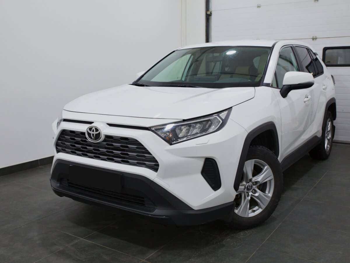 Toyota RAV4 с пробегом — 2020 год. Посмотреть фото