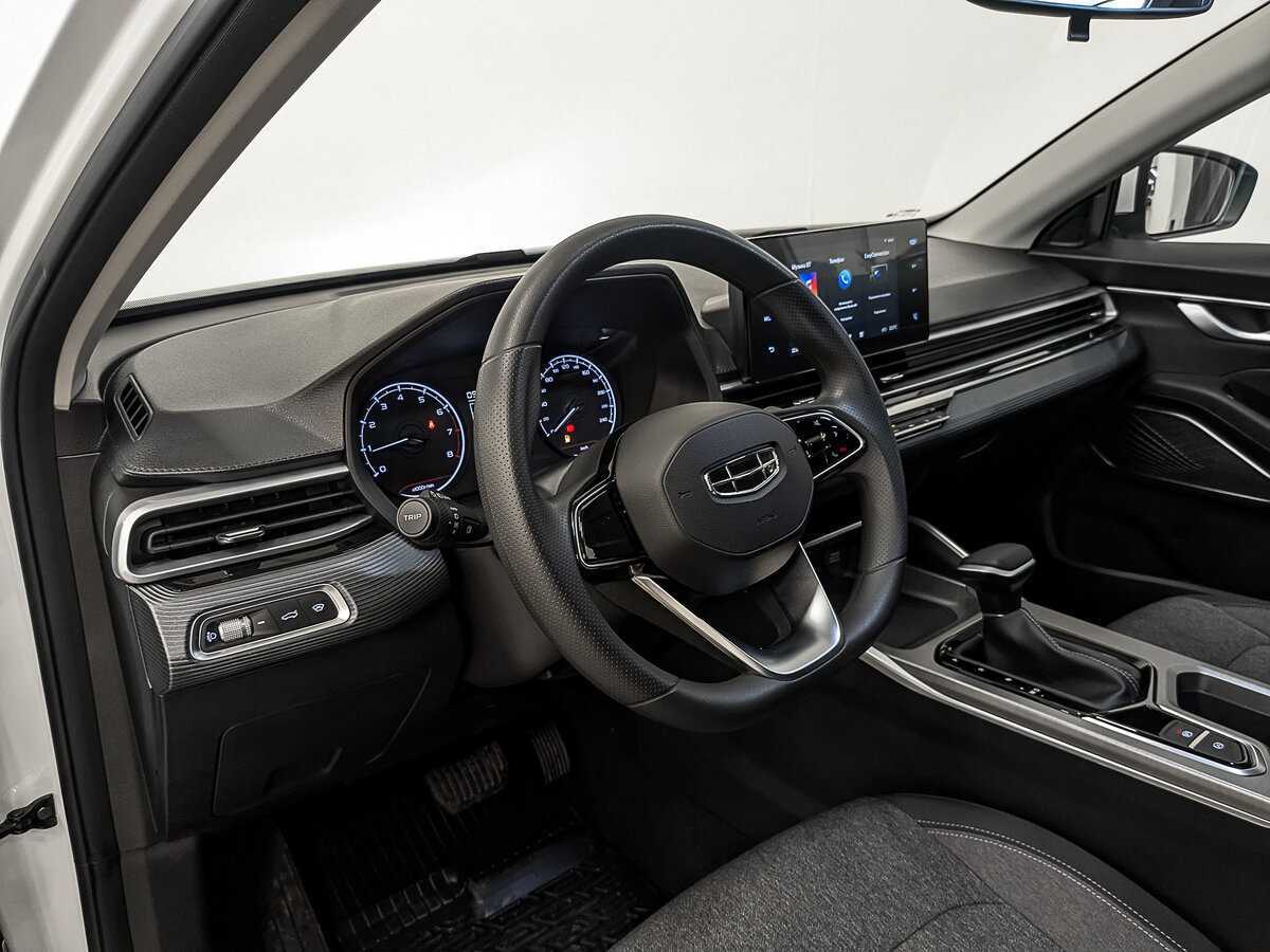 Geely Emgrand с пробегом — 2024 год. Фото: #12