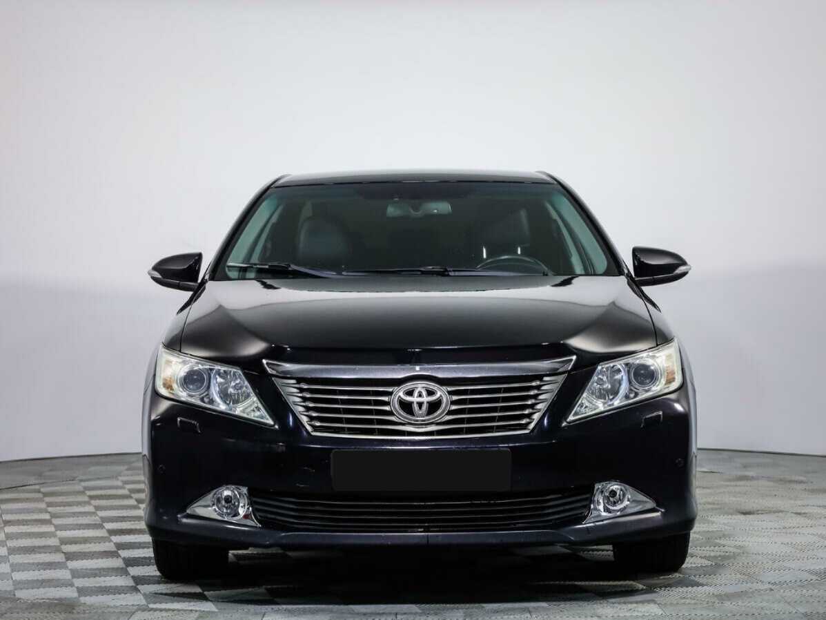 Toyota Camry с пробегом — 2013 год. Посмотреть фото