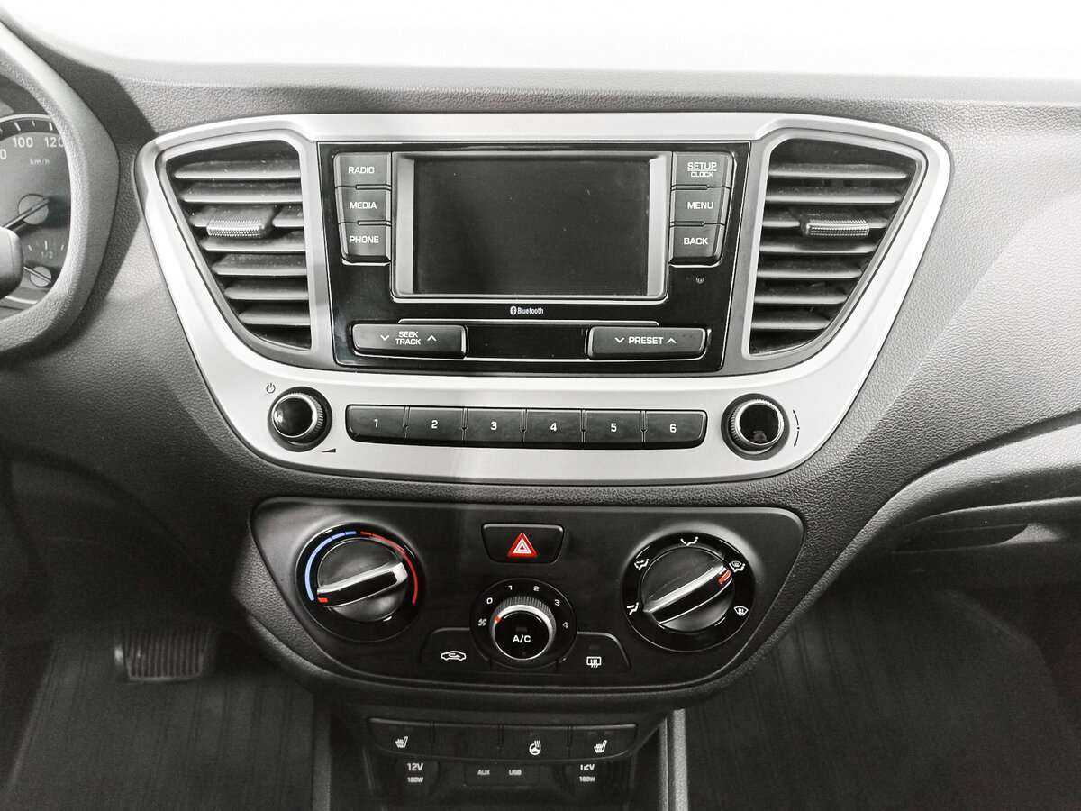 Hyundai Solaris с пробегом — 2017 год. Фото: #14