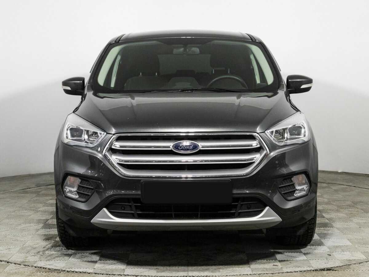 Ford Kuga с пробегом — 2018 год. Фото: #1