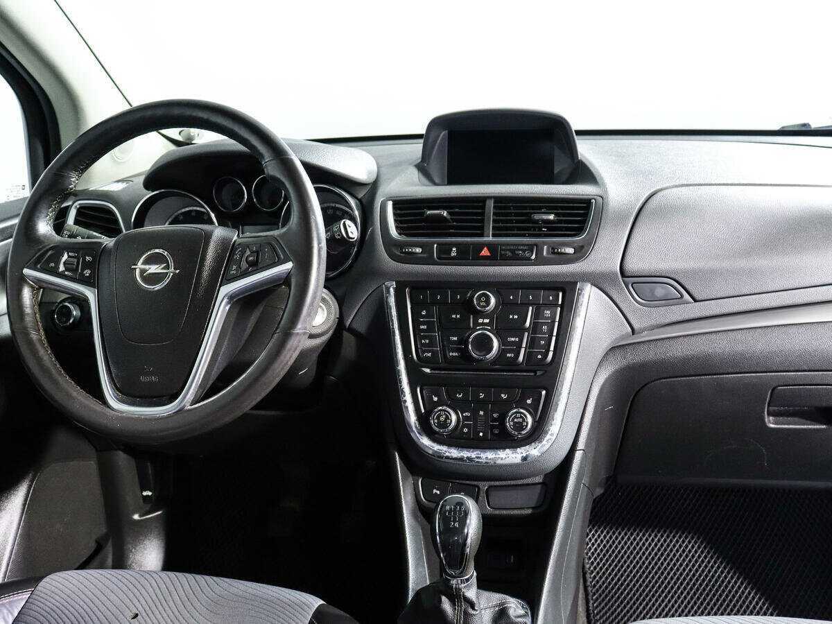 Opel Mokka с пробегом — 2014 год. Фото: #10