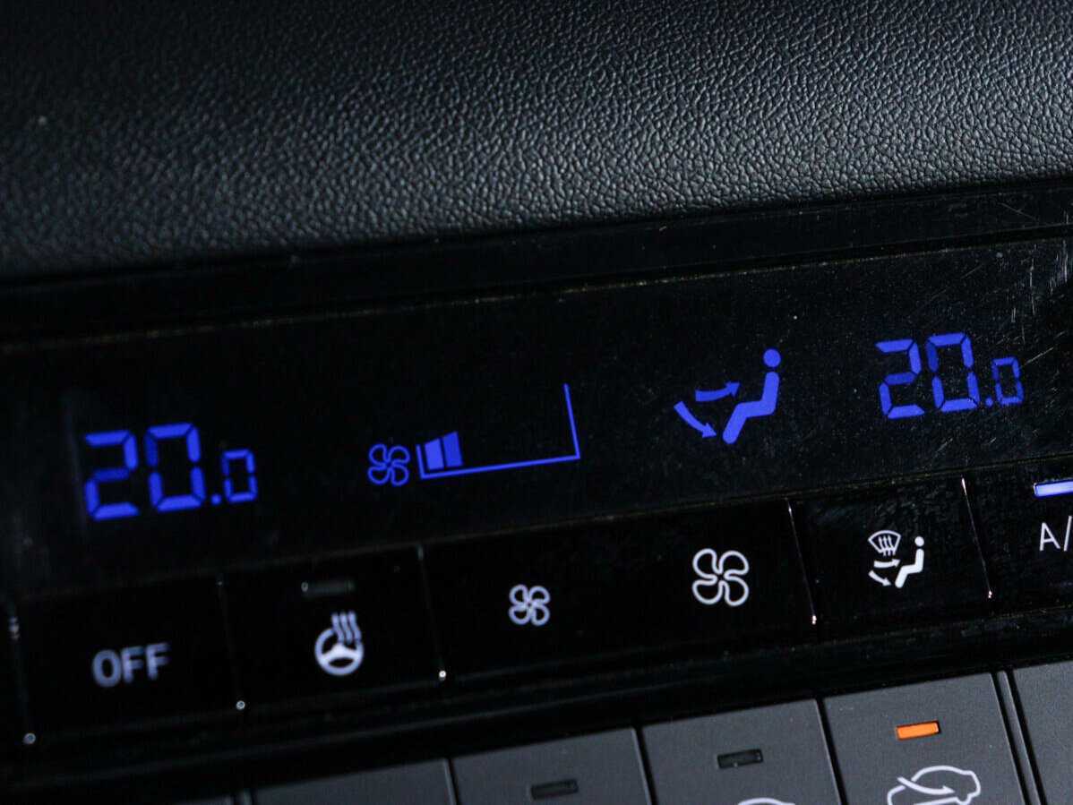 Hyundai Elantra с пробегом — 2021 год. Фото: #16