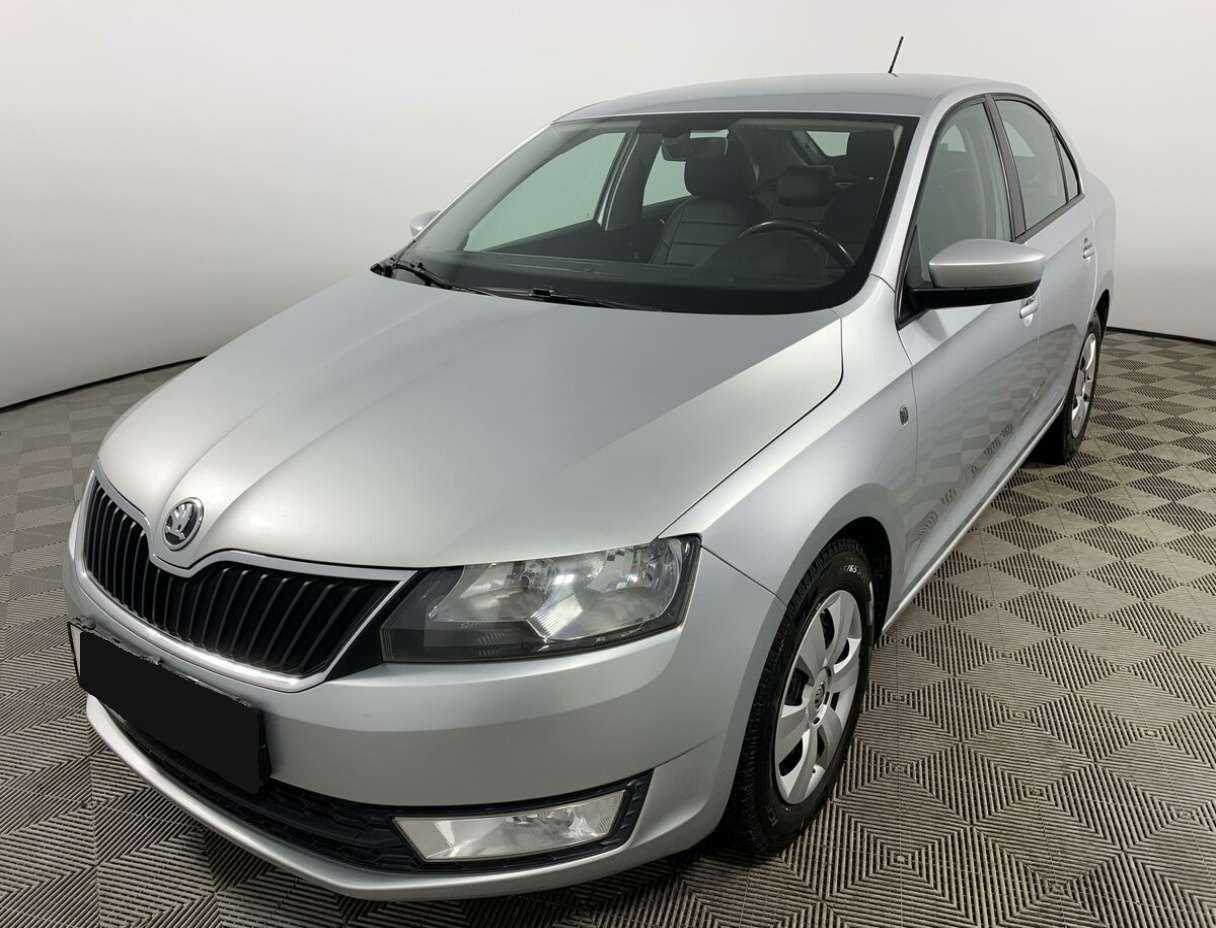 Skoda Rapid с пробегом — 2017 год. Посмотреть фото
