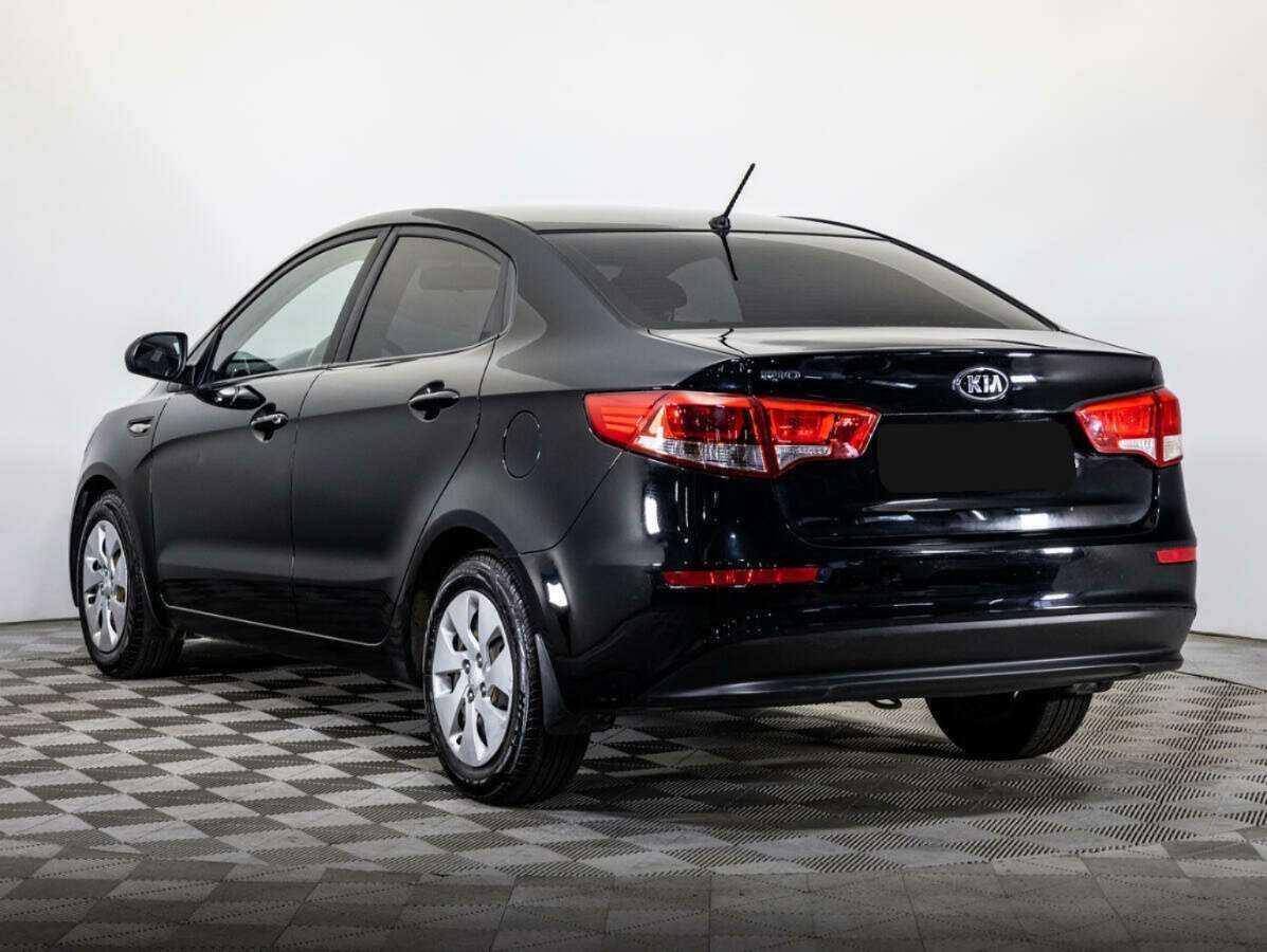 Kia Rio с пробегом — 2016 год. Фото: #6