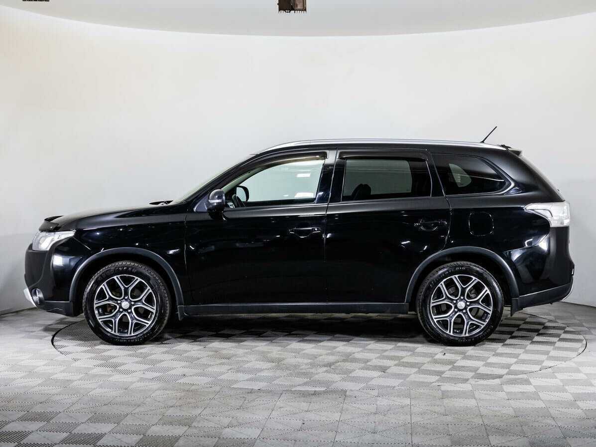 Mitsubishi Outlander с пробегом — 2014 год. Фото: #7