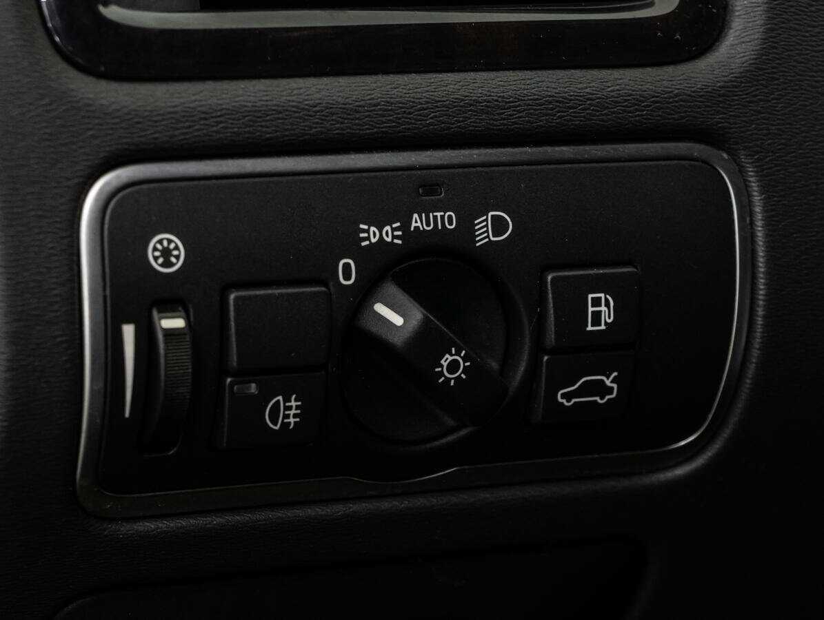 Volvo XC70 с пробегом — 2014 год. Фото: #13