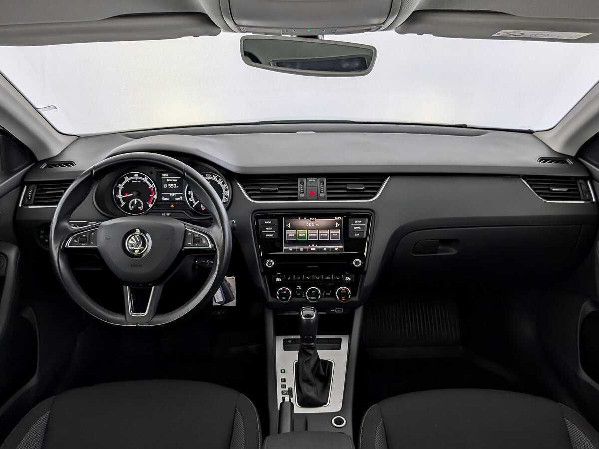 Skoda Octavia с пробегом — 2018 год. Фото: #13
