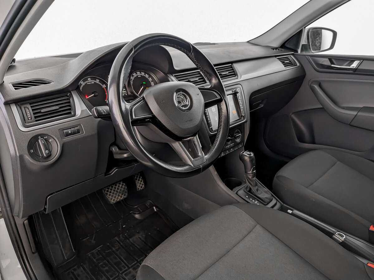 Skoda Rapid с пробегом — 2018 год. Фото: #15
