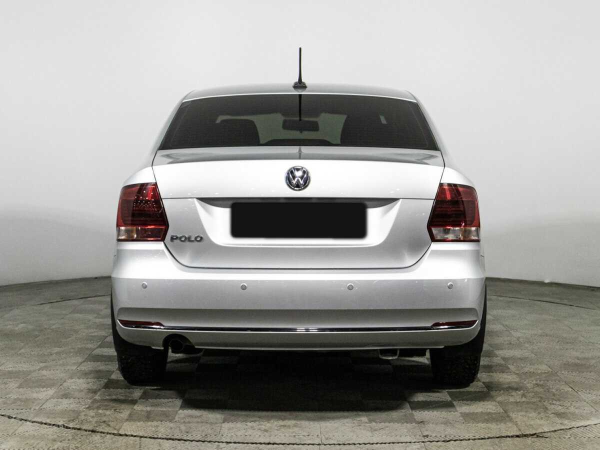 Volkswagen Polo с пробегом — 2018 год. Фото: #5