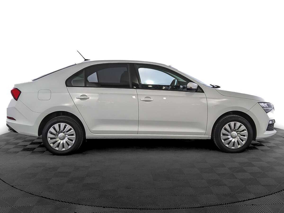 Skoda Rapid с пробегом — 2020 год. Фото: #3