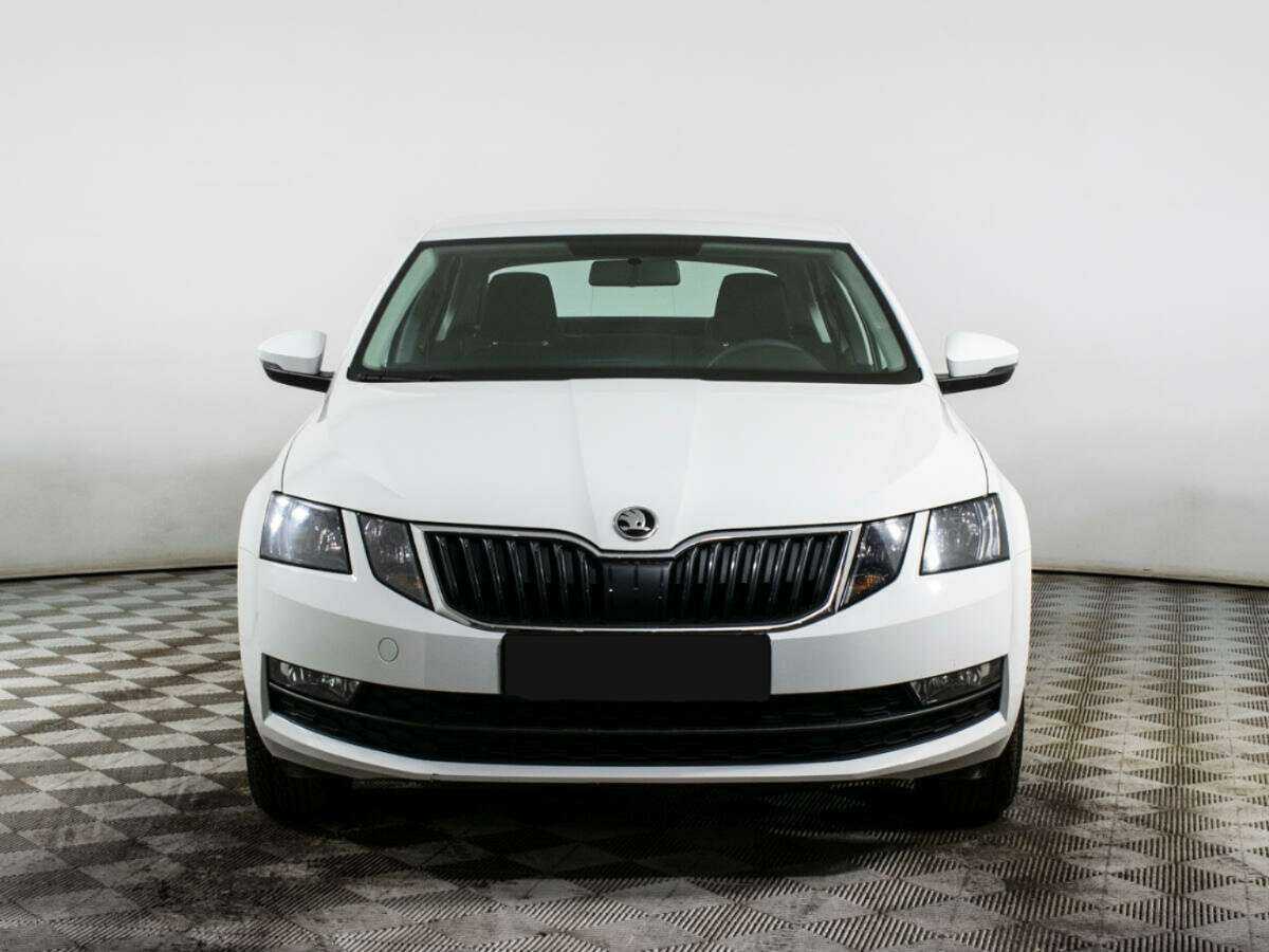 Skoda Octavia с пробегом — 2020 год. Фото: #1